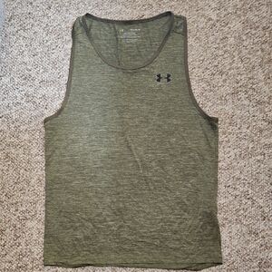 Under Armour Green Athletic Tank Top Lightweight Crew Neck